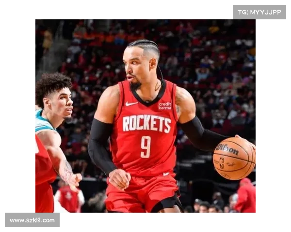 公牛队史十大中锋解析与NBA历史中锋地位对比探讨 公牛队史十大中锋解析与NBA历史中锋地位对比探讨